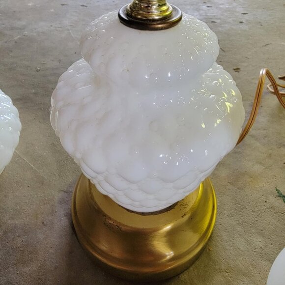 Vintage Hurricane White Quilted Milk Glass Hobnail Lamp - Picture 3 of 4